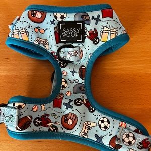 Sassy Woof harness size small
